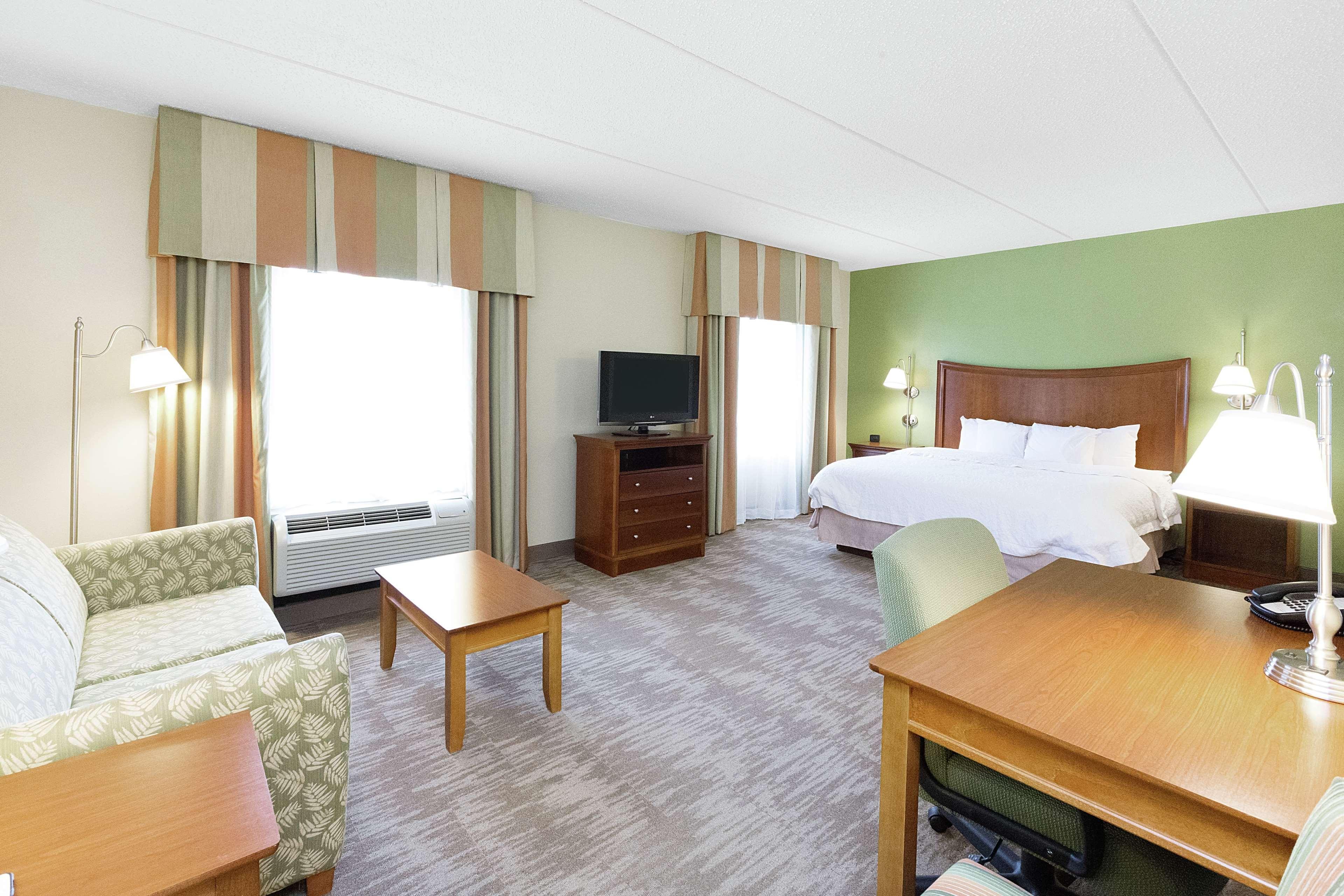 Hotel Hampton & 3*