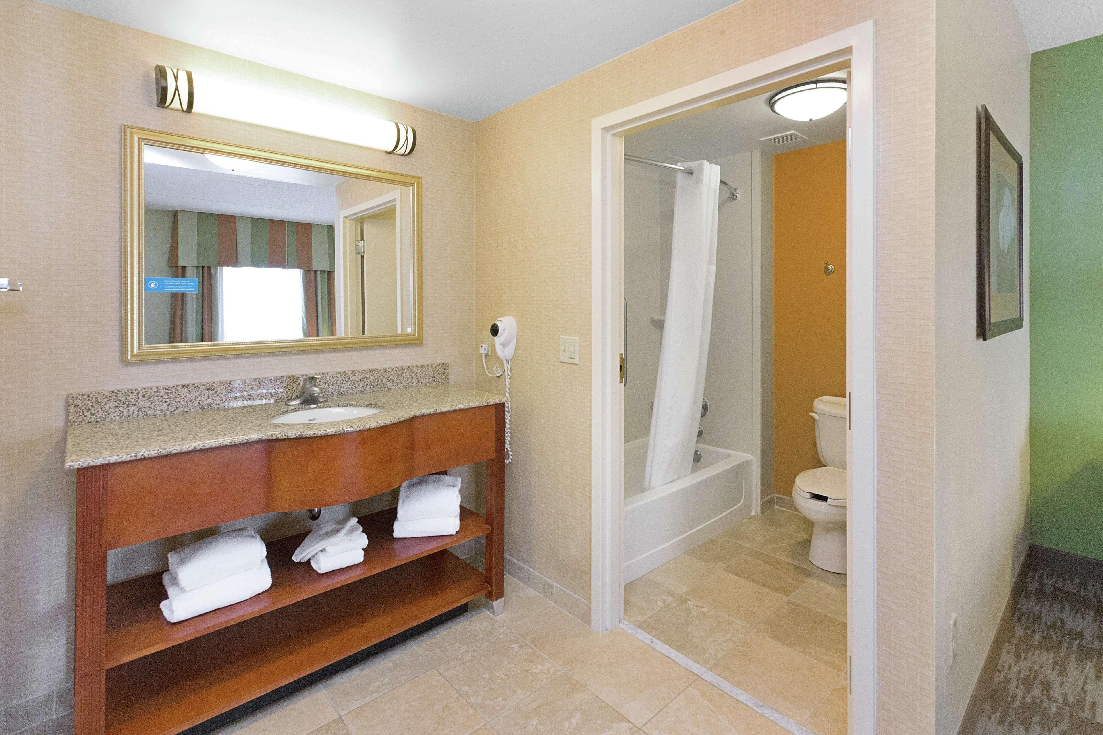 Hotel Hampton & Blairsville