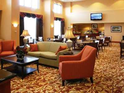 Hampton & Hotel 3*